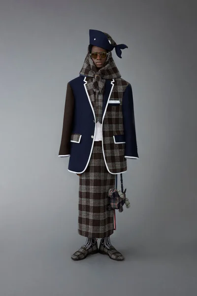 Look 28